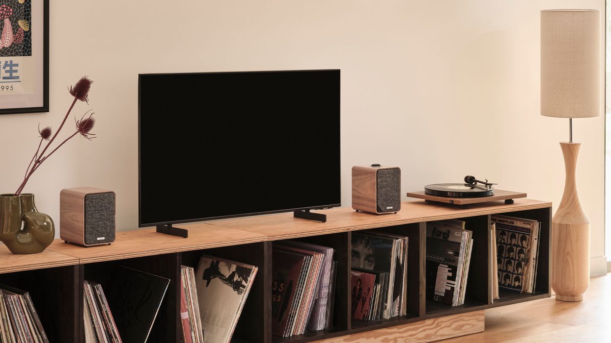 Ruark MR1 Desktop Speaker System - galerija stranica proizvoda